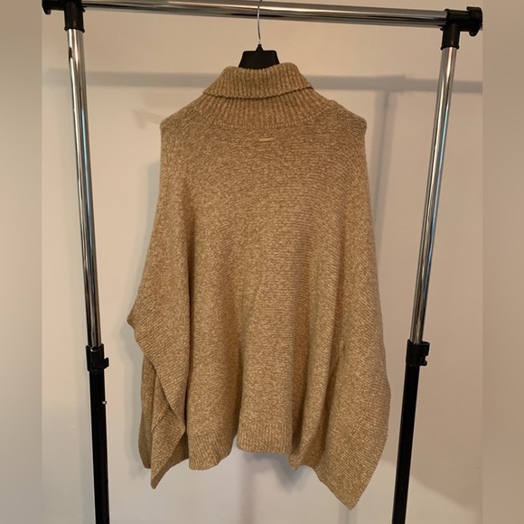 Michael Kors knit cardigan poncho - Picture 2 of 4
